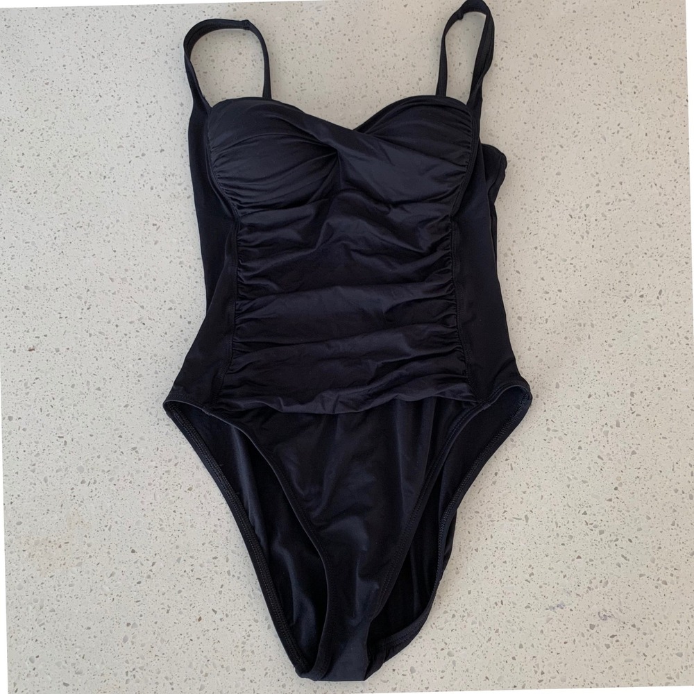 La Blanca by Rod Beattie Womens Black‎ Ruched Twist Front One Piece Swimsuit 8